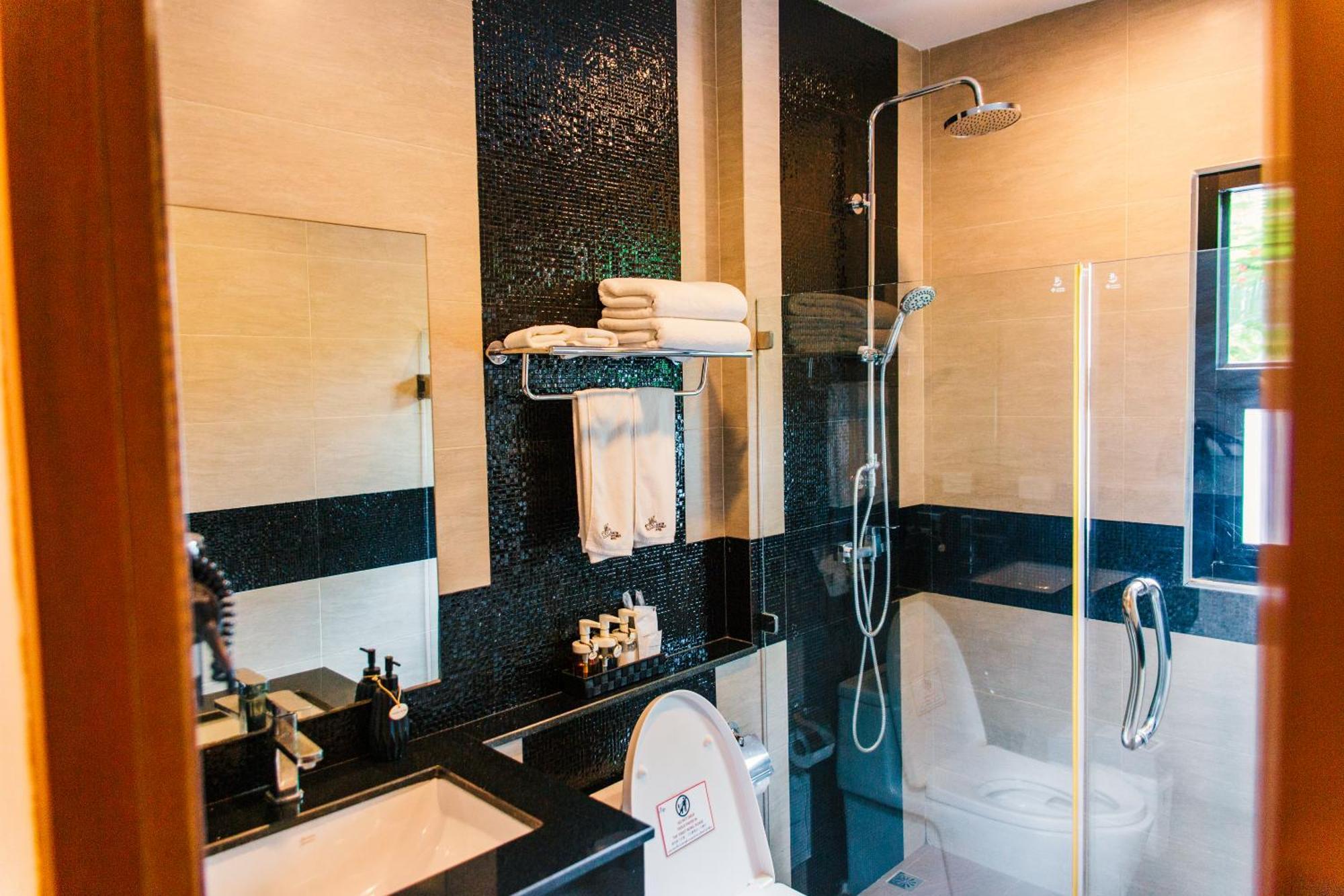 Wealth Boutique Hotel Chiang Mai Luaran gambar